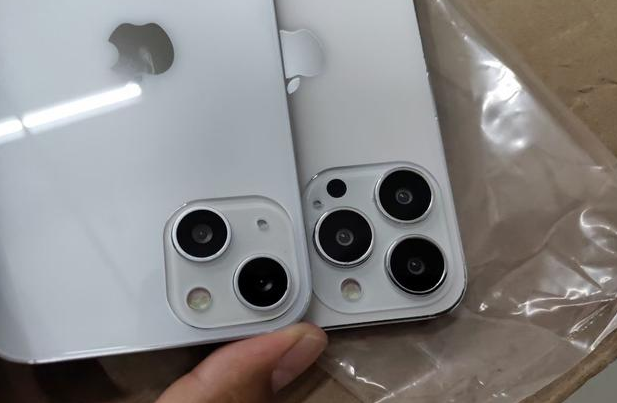 开化苹果手机维修分享iPhone 13‌机模长什么样 