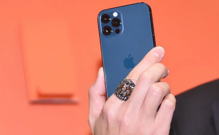 开化苹果手机维修分享iPhone12系列重启方法教程 