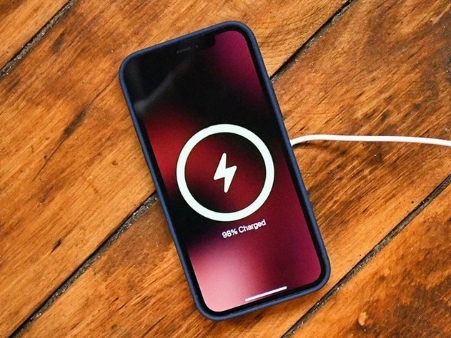 开化苹果手机维修分享iPhone 12可以随便充电吗 